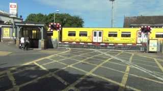 Birkdale Level Crossing [upl. by Iliram96]